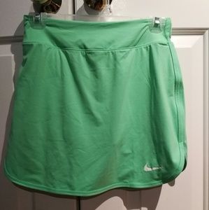 NWT Nike XS skort